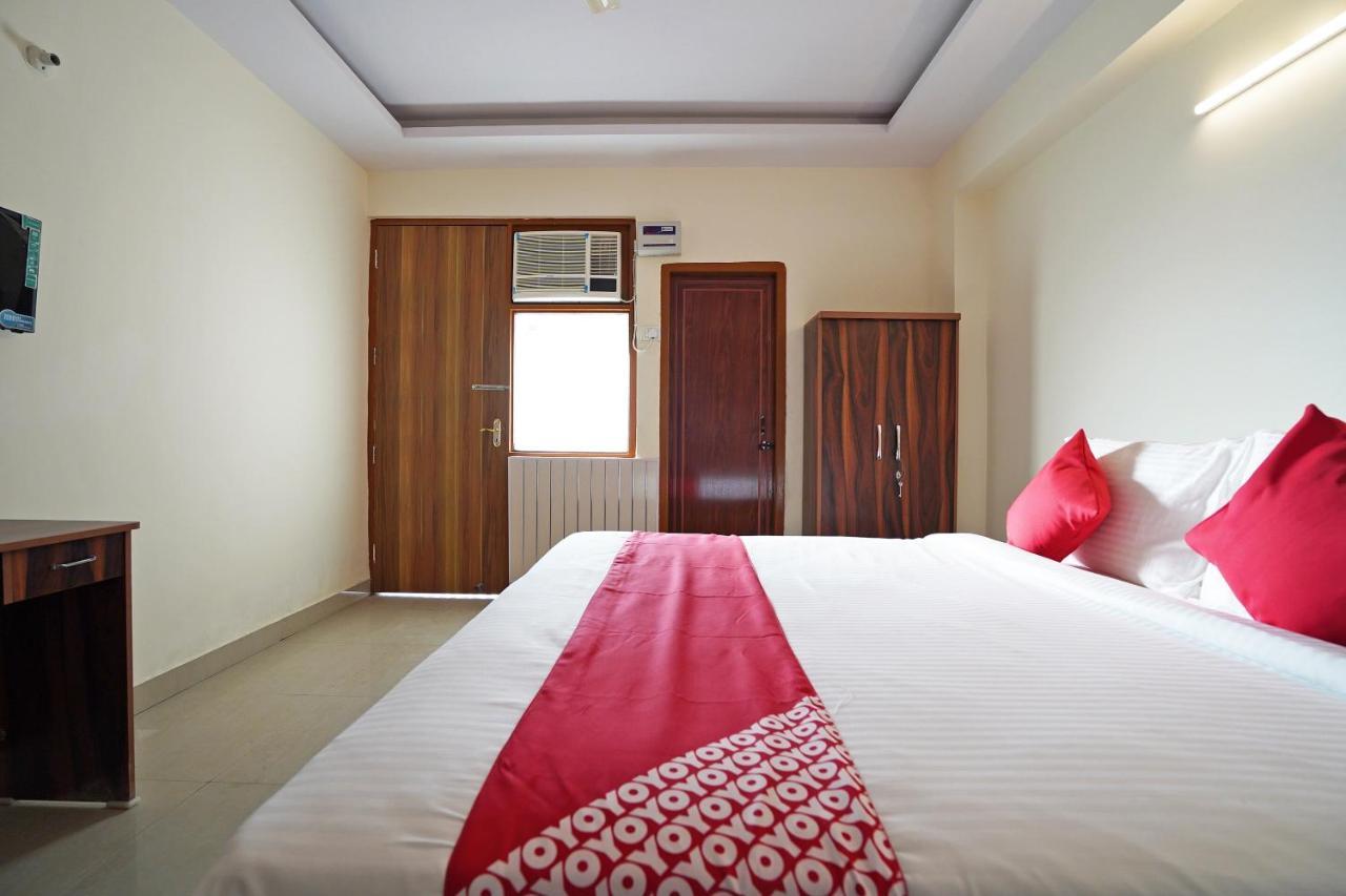 Oyo Flagship 77122 Gmd Vasundhara Ghaziabad Exterior photo